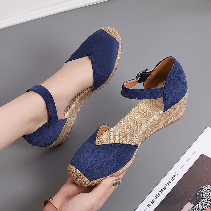 Retro Fashion Latest Design Cross Strap Summer Comfortable Platform Wedge Sandals for Women and Ladies
