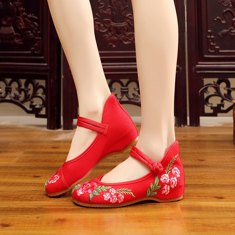 Luxury Ethnic Style Embroidered Shoes Beijing Cloth Shoes
