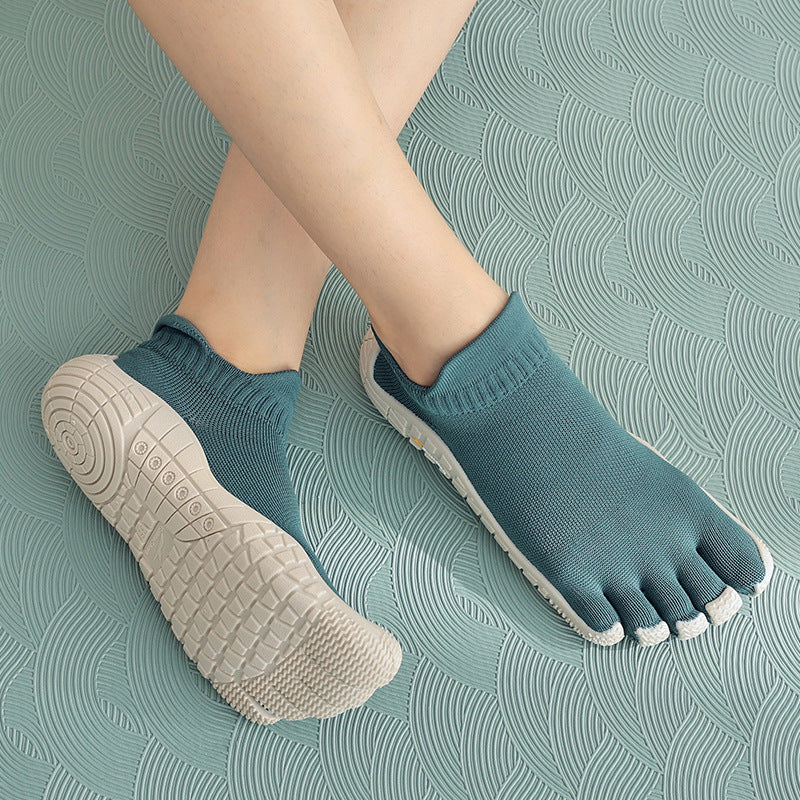 FiveFingers Mute Shock Absorption Non-slip Soft Bottom Indoor Sneakertrendy shoes
beautifull dhoes