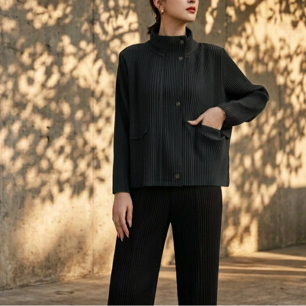 High End Miyake Pleated New Solid Color Collar Single Row Toothpick Pleated Retro Raincoat Commuting Women's Slim Fit Jacket