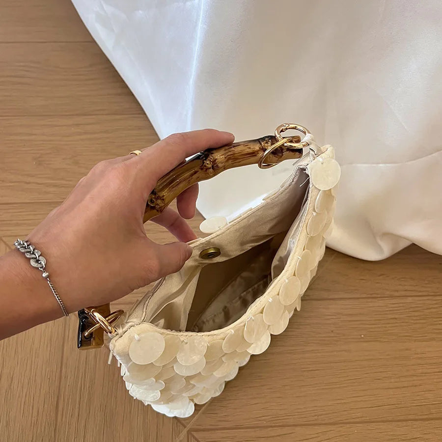 Natural Bamboo Knot Handle Shell Sequined Bag Handmade Bohemian Shell-Disc Handbag Seaside Beach Vacation Designer Woven Totes