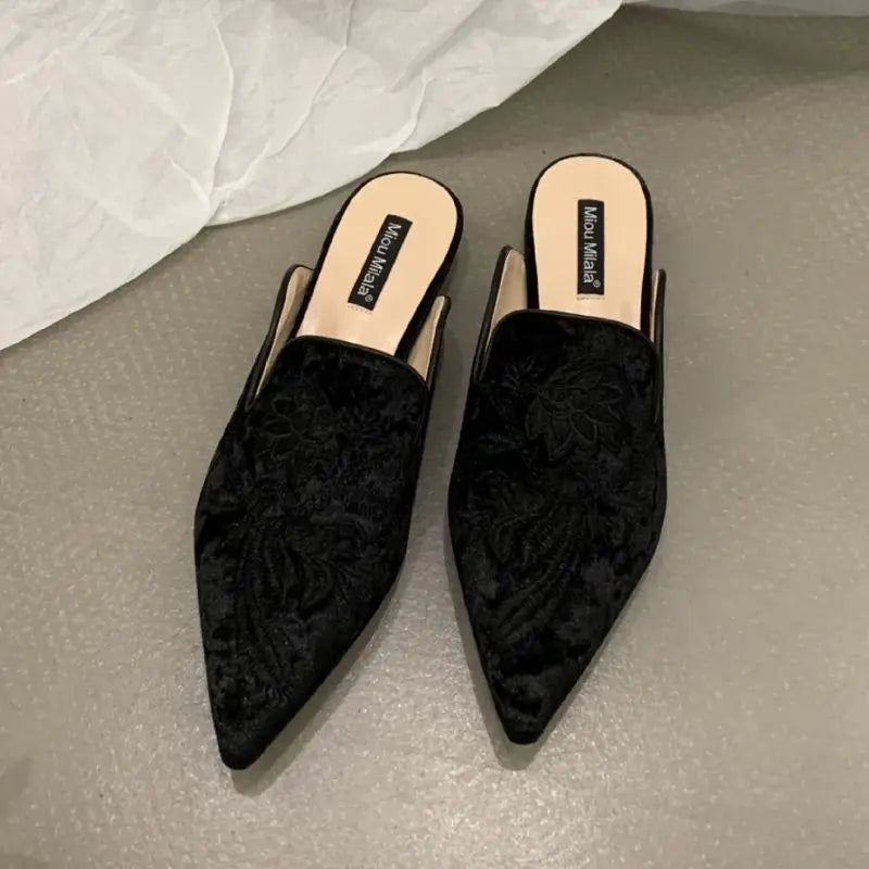 2024 New Ladies Slippers Outdoor Flat Loafer Pointed Toe Mules Slides Footwear
