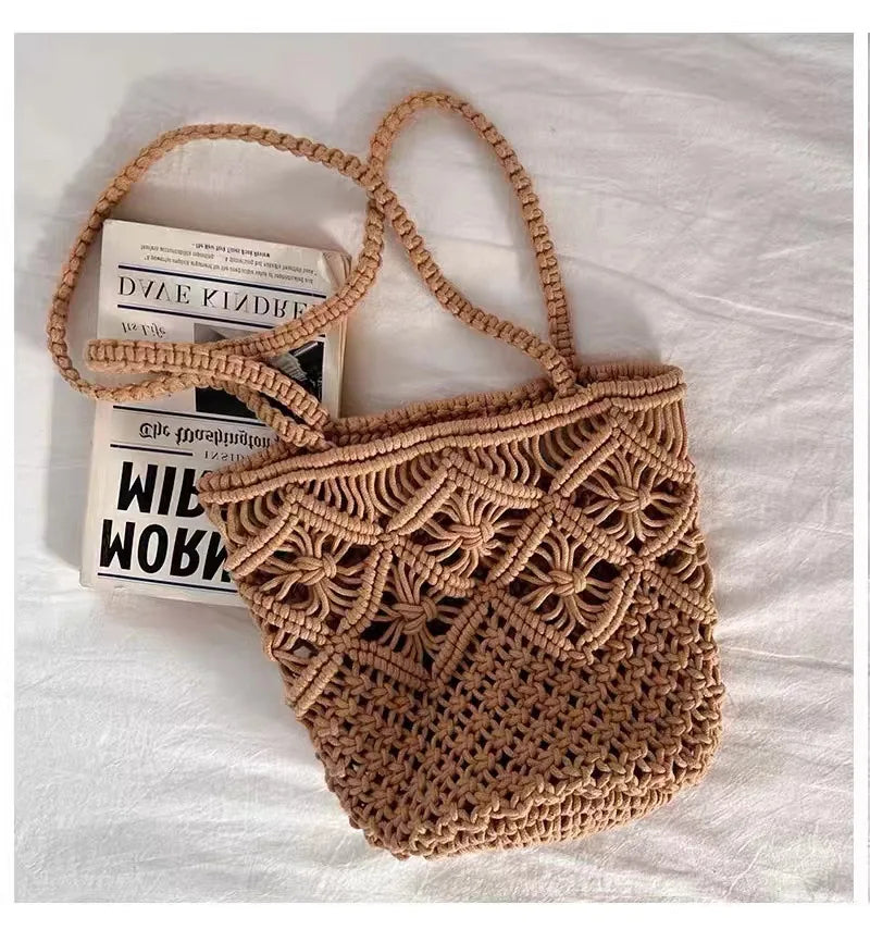 Summer Straw Shoulder Bag Women Large Capacity Rattan Bucket Bag Handmade Woven Beach Bag Fashion Vacation Handbag Tote
