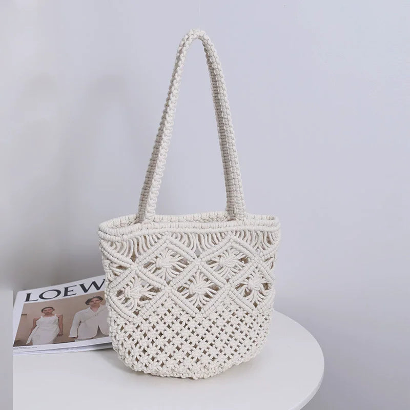 Summer Straw Shoulder Bag Women Large Capacity Rattan Bucket Bag Handmade Woven Beach Bag Fashion Vacation Handbag Tote