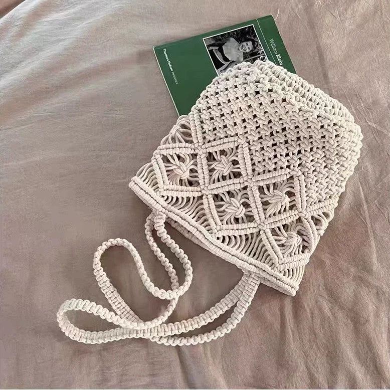 Summer Straw Shoulder Bag Women Large Capacity Rattan Bucket Bag Handmade Woven Beach Bag Fashion Vacation Handbag Tote