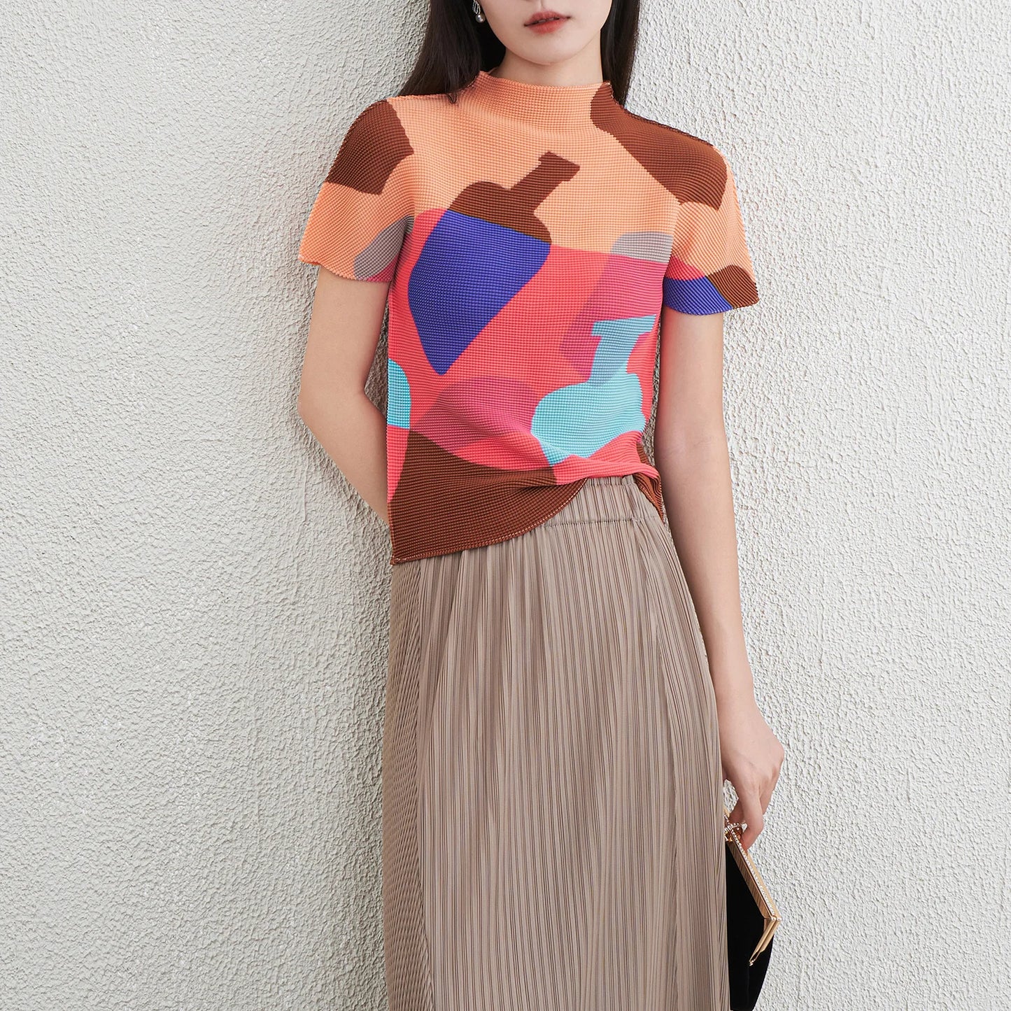 2025 Miyake Pleated Printed T-Shirt for Women Custom Designs Breathable Chiffon Casual Style Spring/Summer Collection
