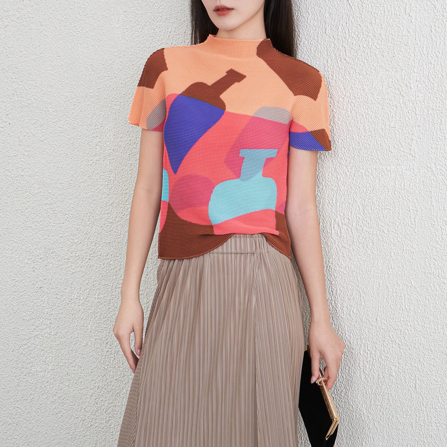 2025 Miyake Pleated Printed T-Shirt for Women Custom Designs Breathable Chiffon Casual Style Spring/Summer Collection