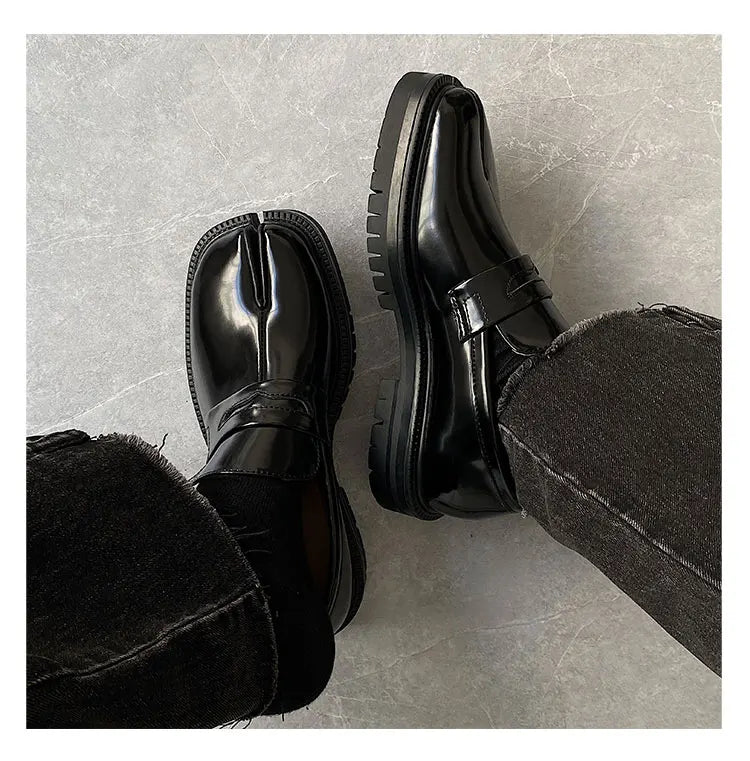 2026 New arrival Split Toe Shoes Tabi Shoes Loafer for Men and Women Split Toe Thick Sole Casual Genuine Leather Shoes