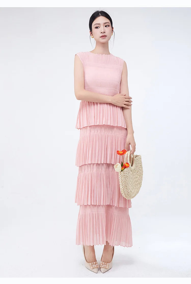 Miyake Folds 2024 Spring/summer New Elegant Women's Sleeveless Dress Fashion Everything Cake Dress