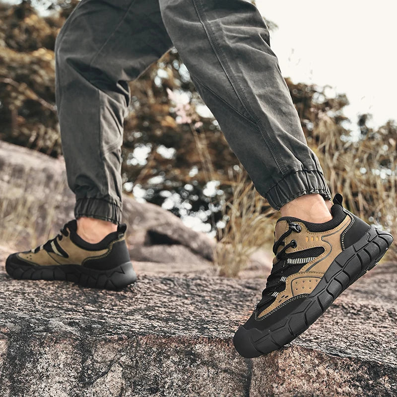 Fashionable Men Comfortable Lace Up Anti-collision Casual Sports Shoes Outdoor Men Breathable Anti Slip Soft Soled Hiking Shoes