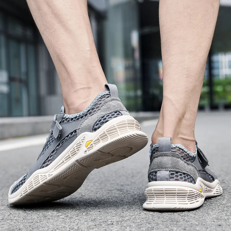 Breathable Men Casual Mesh Shoes Lightweight Summer Flats Comfortable Driving Shoes Simple Style Outdoor Walking Shoes Sneakers