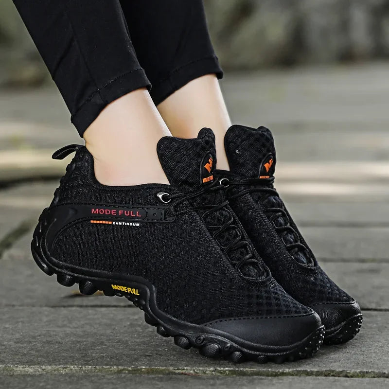 Outdoor Hiking Waterproof And Anti-Skid Thick Bottom Wear-Resistant And Breathable Ultra Light Cloth Mountaineering Shoes
