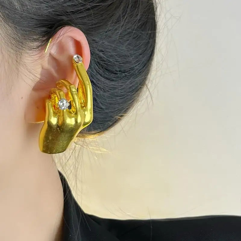 1Pcs Novelty Design Metal Hand Left Earcuff Dangle Earrings For Women Jewelry Fashion Show Statement Earrings Accessories