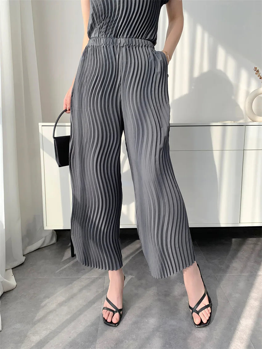 Miyake Pleated Women's Casual Solid Color Round Neck Short-sleeved Loose Versatile T-shirt Tops Fashionable Pullover Shirt