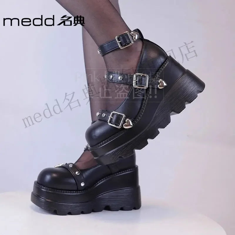 Mary Jane Women's 2026 New Spice Girl Round Head Versatile Single Sweet and Cool Heightening Platform Muffin Shoes Large Size