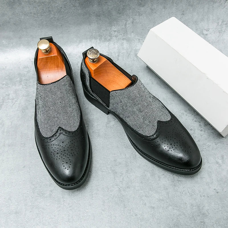 Spring New Men's Comfortable Carved Breathable Block Shoes Fashion Brand Men Retro Brown Pointed Business Banquet Wedding Shoes