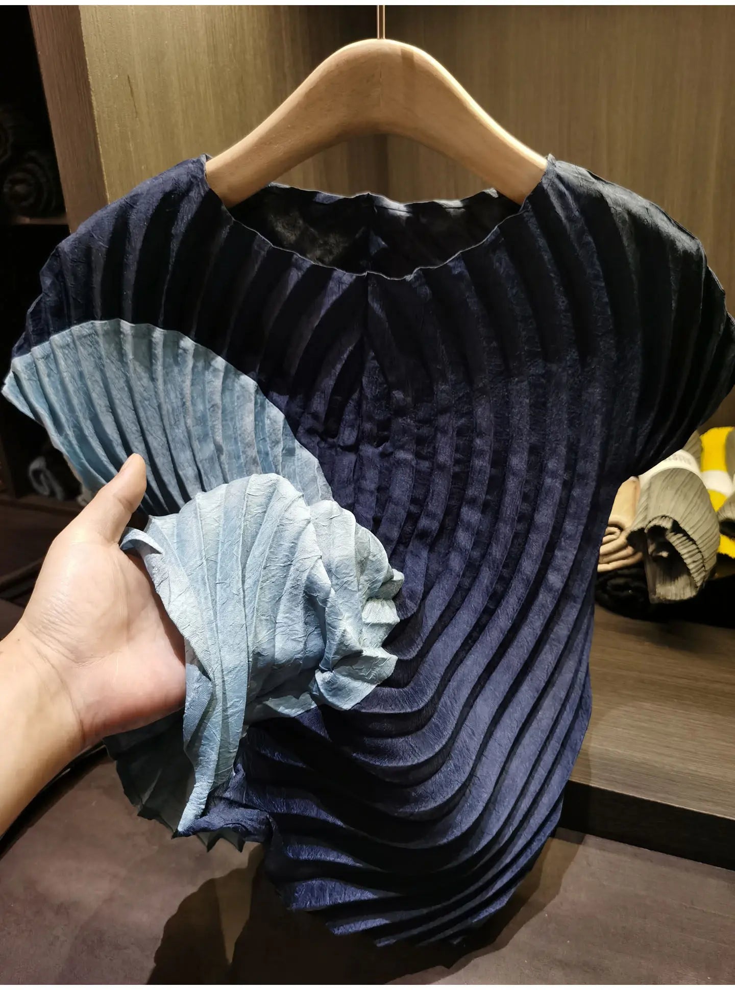 Miyake style Pleated Color Block T-Shirt 2026 Summer New Irregular Top Skirt 2-Piece Set Women Vacation Stretch Wrinkle-Free Clothing