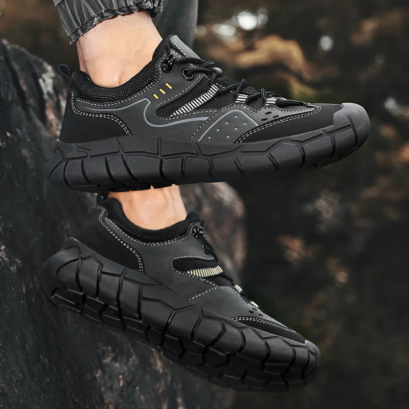 Fashionable Men Comfortable Lace Up Anti-collision Casual Sports Shoes Outdoor Men Breathable Anti Slip Soft Soled Hiking Shoes