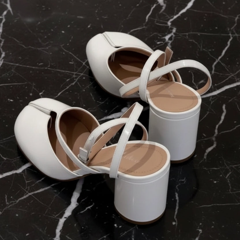 2025 New Fashion Patent Leather Cross Strap Tabi Women Sandals Summer Slingbacks Split toe Thick High heels Chunky Shoes Sandals