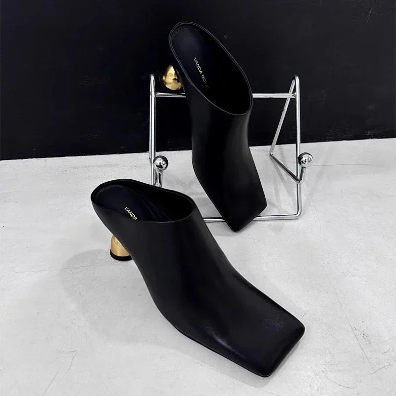 Retro Square Headed Wine Glasses and Slippers for Women in Summer 2025, New Style for Wearing Half Drag High Heels for Women