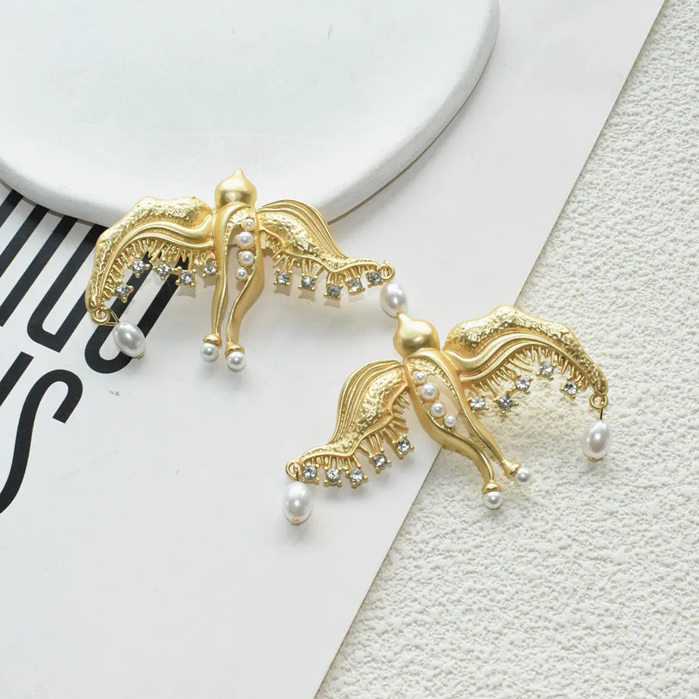 New Elegant Metal Artificial Pearl Bird Dangle Earrings for Women Fashion Statement Jewelry Accessory