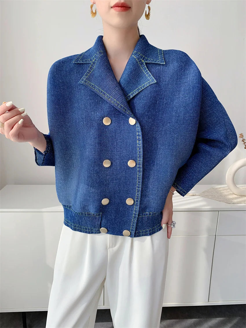 Miyake Women's Early‑Autumn Toothpick‑Texture Pleated Jacket, Relaxed‑Vibe Casual Outerwear, Slim‑Fitting Draping Commuter Top