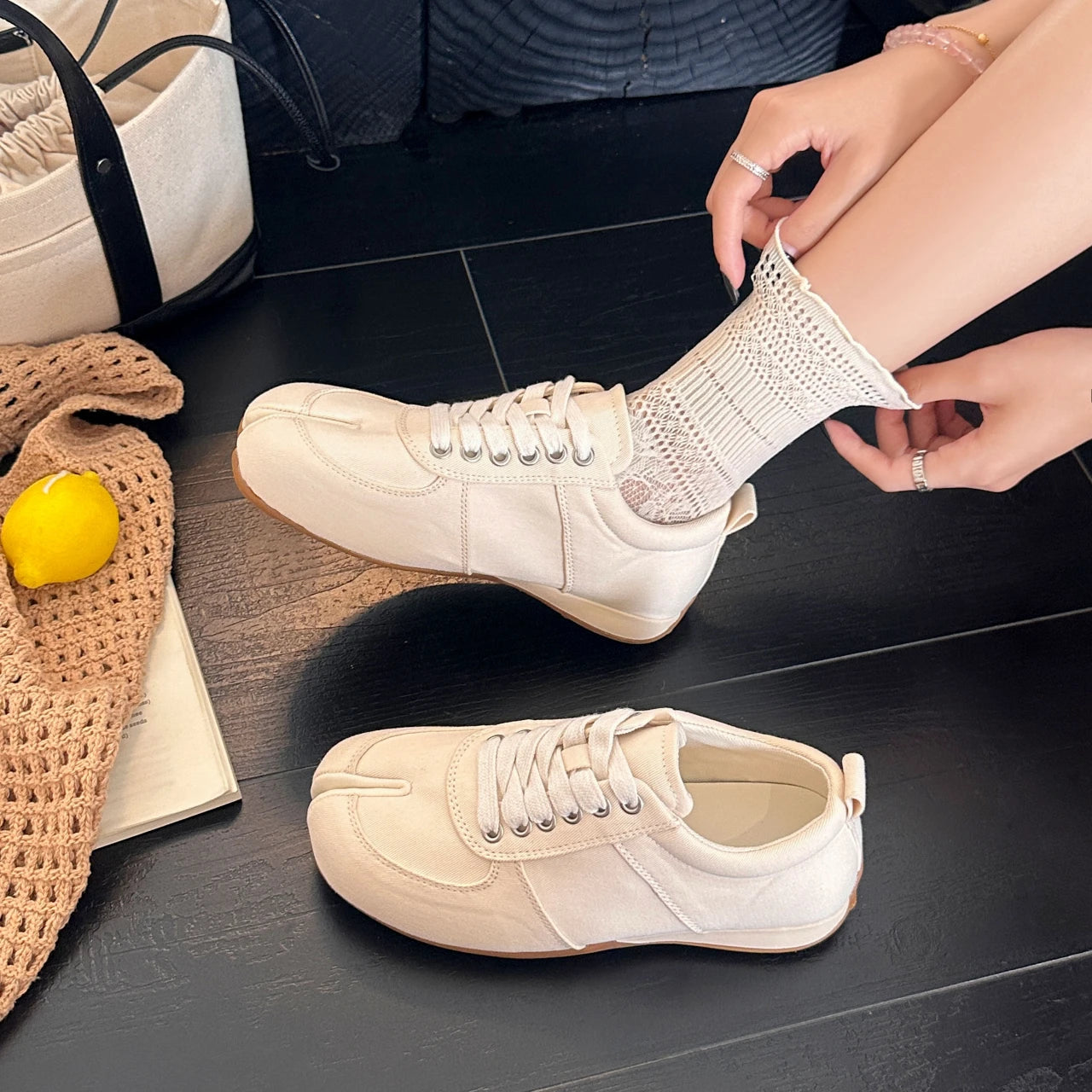 German Training Shoes Women's 2026 Summer Lace Up Forrest Gump Shoes Women's Split Toe Breathable Sports Shoes