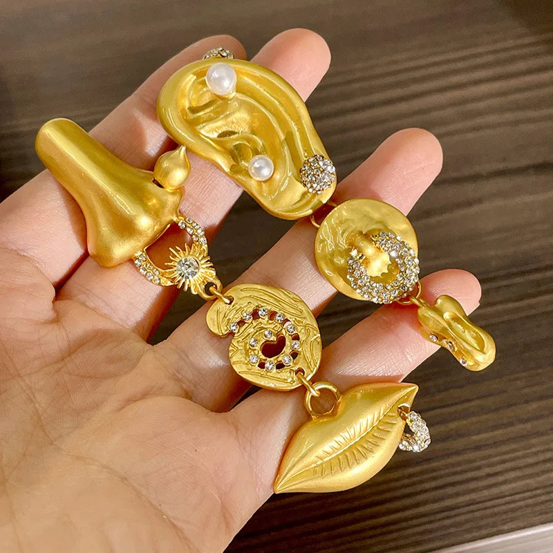 NISHIZAWA Asymmetrical Earrings for Women Human Face Gold Color Hyperbole Pendientes Mujer Medieval Fashion Retro Jewelry