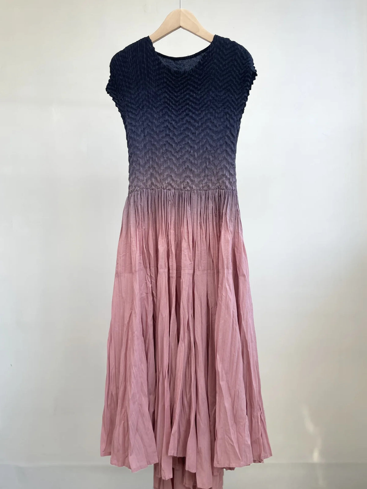 Summer Miyake Gradient Printing Pleated Slim Fit Round Neck Sleeveless Gradient Splice Dress