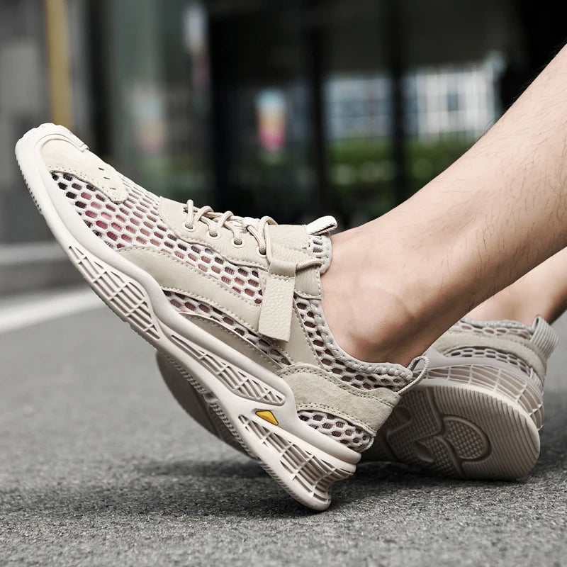 Breathable Men Casual Mesh Shoes Lightweight Summer Flats Comfortable Driving Shoes Simple Style Outdoor Walking Shoes Sneakers