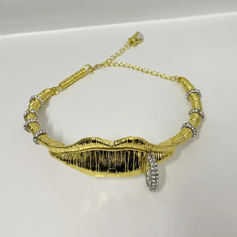 Stylish Lip Texture Rhinestone Collar Elegant Personality Dinner Necklace Ladies Fashion Jewelry Accessories