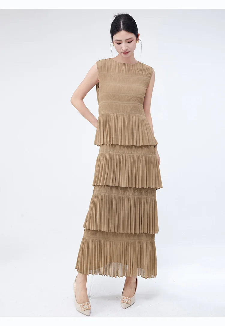 Miyake Folds 2024 Spring/summer New Elegant Women's Sleeveless Dress Fashion Everything Cake Dress