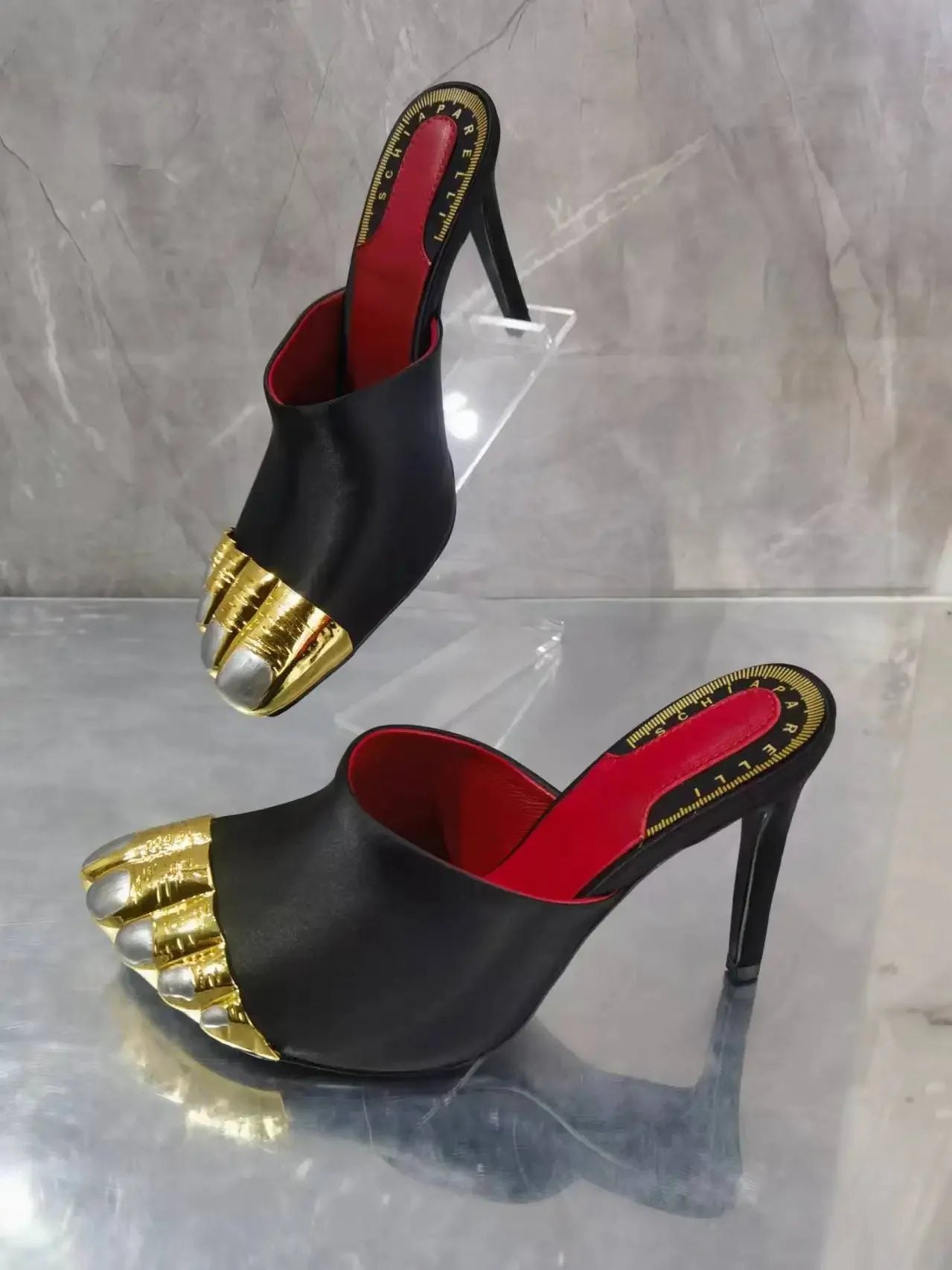 Woman New Style Gold Split Toe Stiletto Heel Mules Shoes Female Slip On Strange Toe Gold Black Mixed Color Slippers Summer Shoes