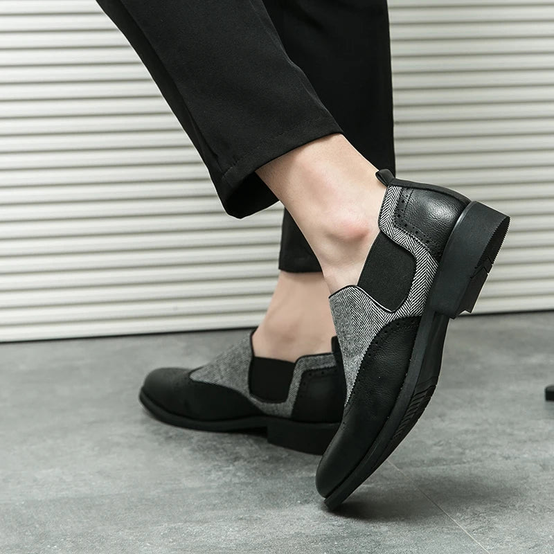 Spring New Men's Comfortable Carved Breathable Block Shoes Fashion Brand Men Retro Brown Pointed Business Banquet Wedding Shoes