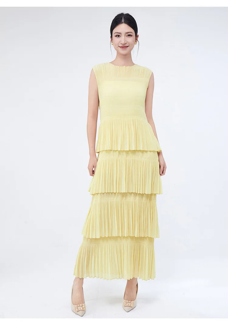 Miyake Folds 2024 Spring/summer New Elegant Women's Sleeveless Dress Fashion Everything Cake Dress
