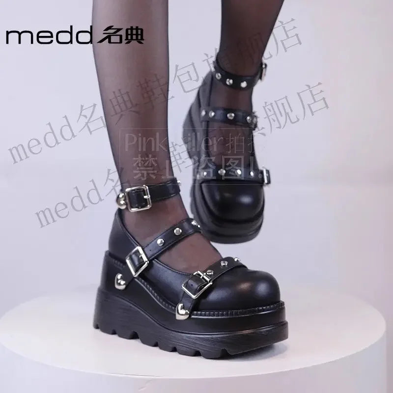 Mary Jane Women's 2026 New Spice Girl Round Head Versatile Single Sweet and Cool Heightening Platform Muffin Shoes Large Size