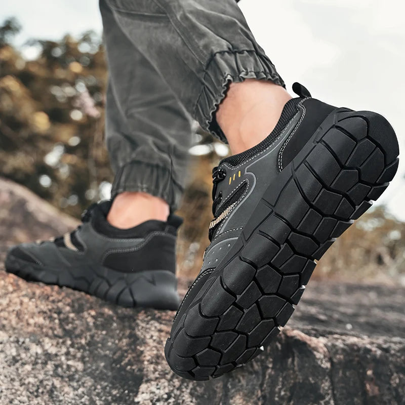 Fashionable Men Comfortable Lace Up Anti-collision Casual Sports Shoes Outdoor Men Breathable Anti Slip Soft Soled Hiking Shoes