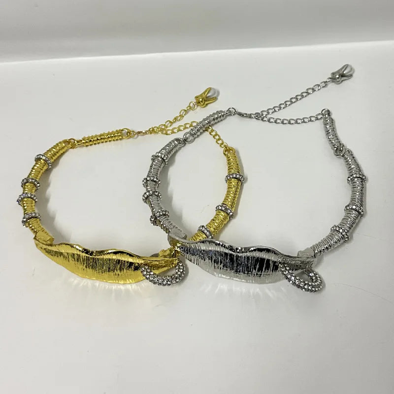 Stylish Lip Texture Rhinestone Collar Elegant Personality Dinner Necklace Ladies Fashion Jewelry Accessories