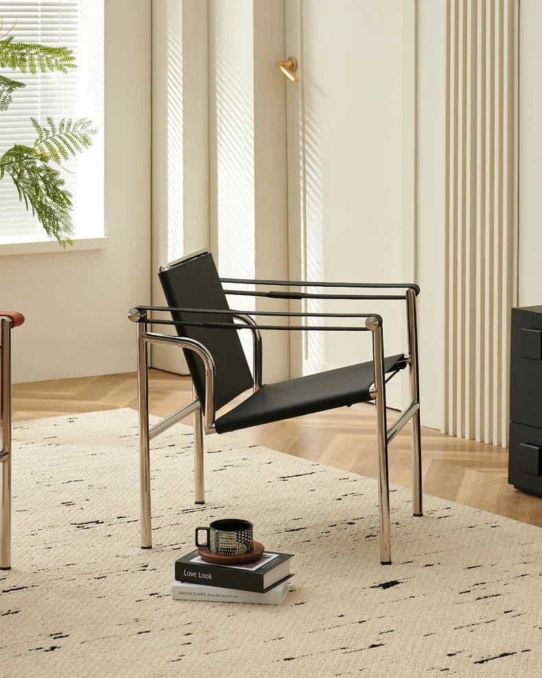 Italian Simple Saddle Chair, Single Leather Stainless Steel Leisure Chair Minimalist Single Black Sofa Chair Living Room Design