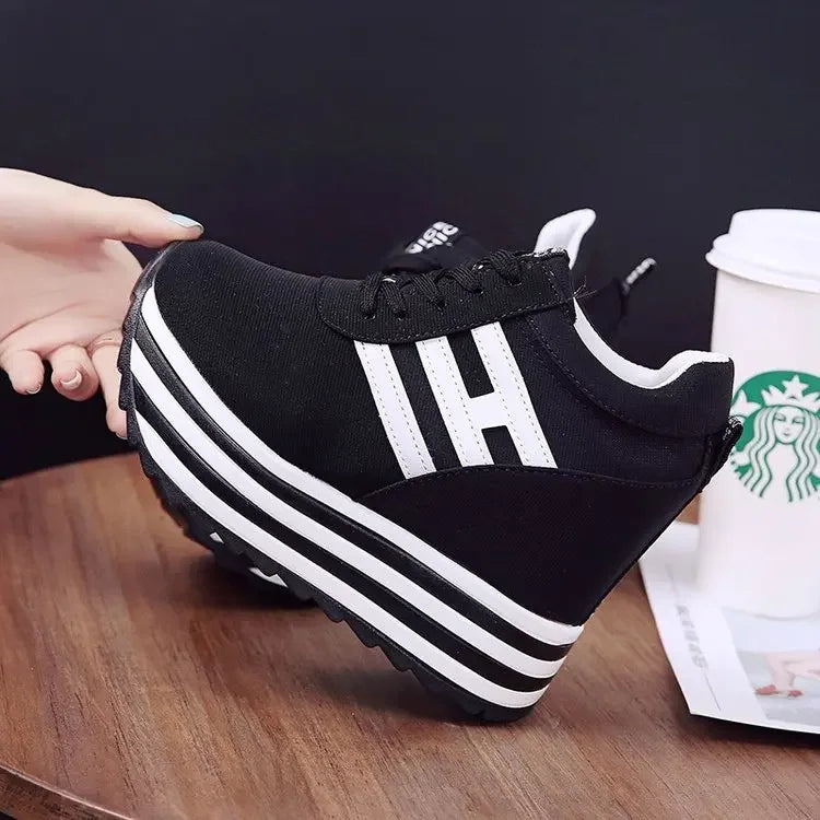 2024 New Winter Women Shoes Warm Fur Plush Lady Casual Shoes Lace Up Fashion Sneakers Platform Snow Boots Big Size
