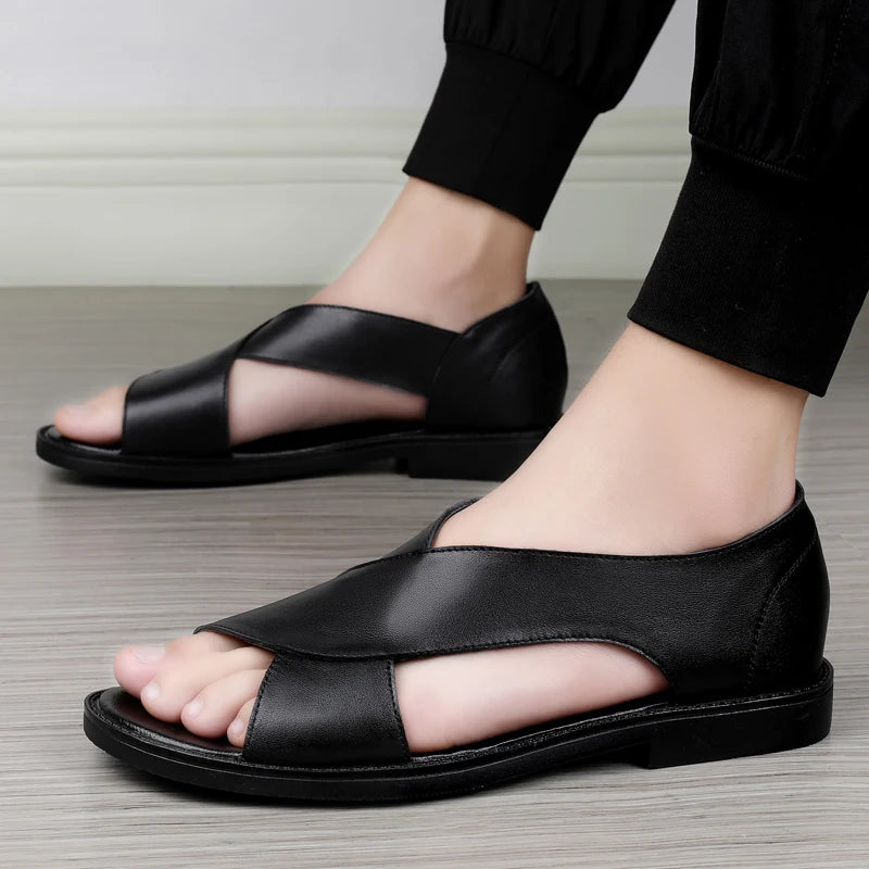 2023 New Genuine Leather Men's Sandals Flat Open Toe Rome Style Mens Sandalias Summer Breathable Beach Gladiator Sandals for Men