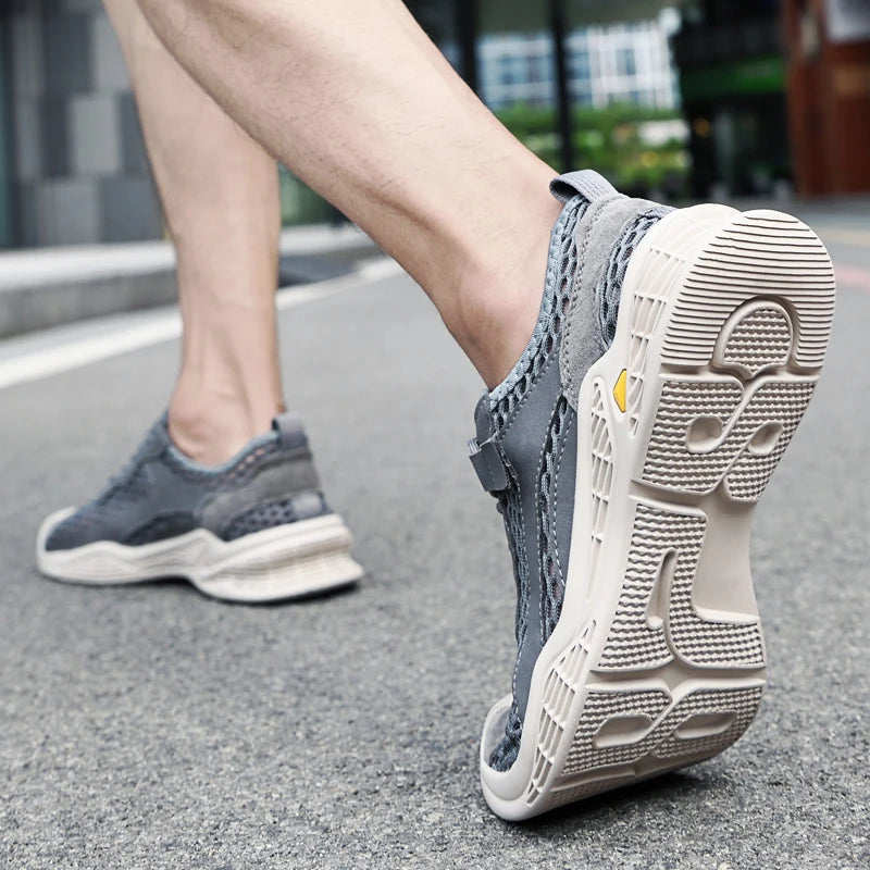 Breathable Men Casual Mesh Shoes Lightweight Summer Flats Comfortable Driving Shoes Simple Style Outdoor Walking Shoes Sneakers