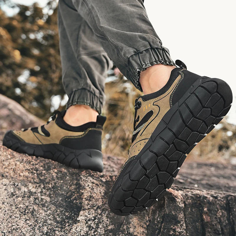 Fashionable Men Comfortable Lace Up Anti-collision Casual Sports Shoes Outdoor Men Breathable Anti Slip Soft Soled Hiking Shoes