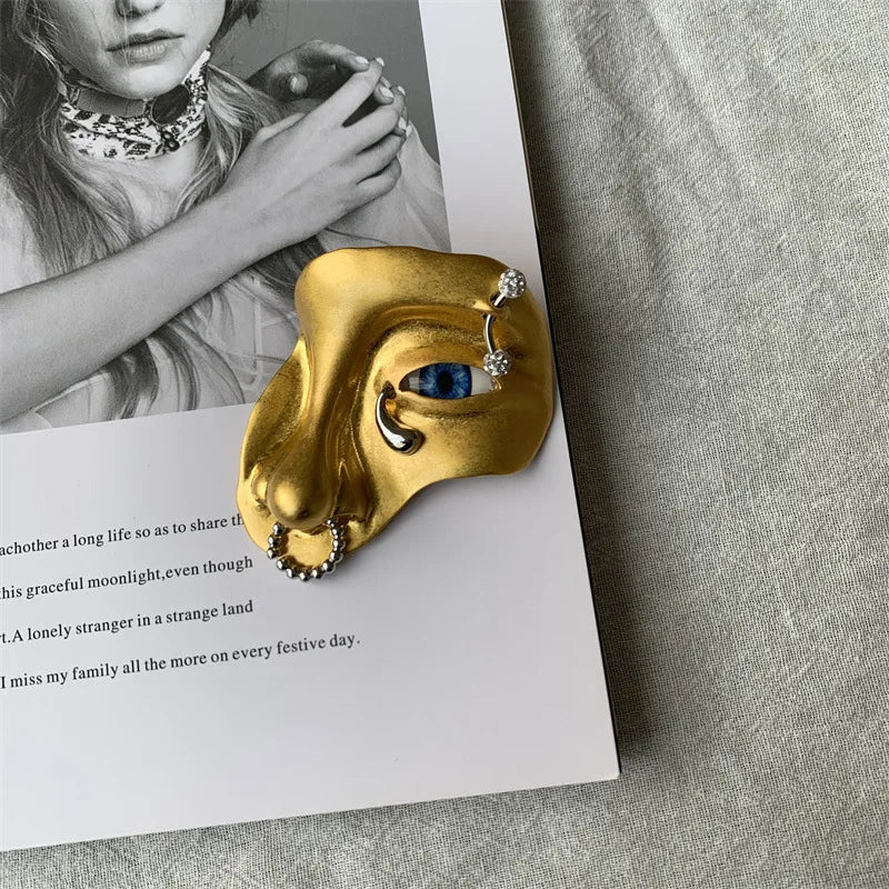 2024 New French Gold-Plated Face Brooch Vintage Fashion Suit Skirt Brooch Unisex Men's Women's Jewelry Accessories