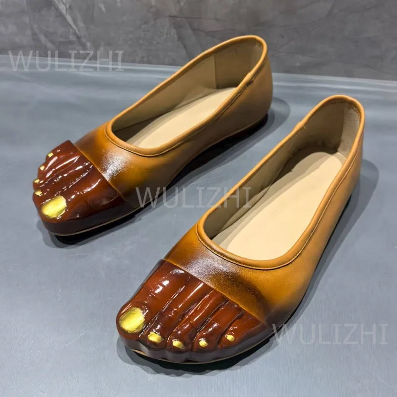 Dark Brown Flat Five-Toe Graffiti Gladiator Black Leather Injection Shoes Stylish Yellow Mixed Color Sandals On Street Modern