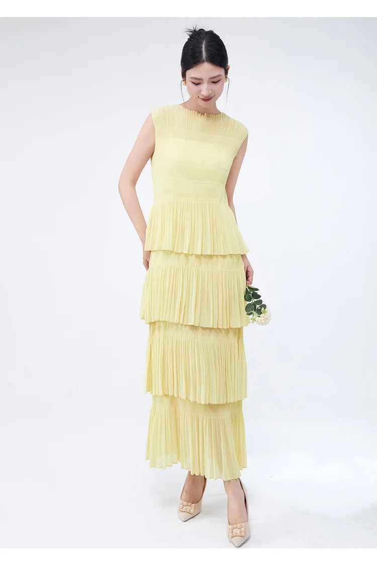Miyake Folds 2024 Spring/summer New Elegant Women's Sleeveless Dress Fashion Everything Cake Dress