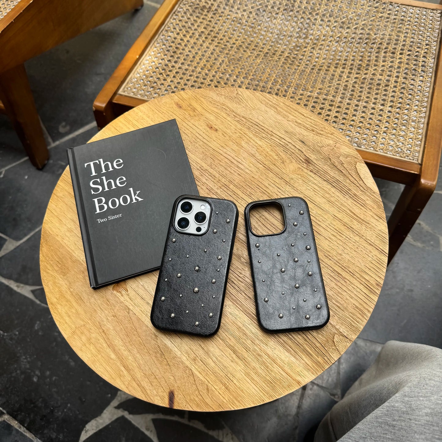 Chic iPhone case 17 16 15 14 Pro Max 17Air Case Fashion Advanced Black Leather Stereoscopic Small Round Bead Rivet Phone Cover