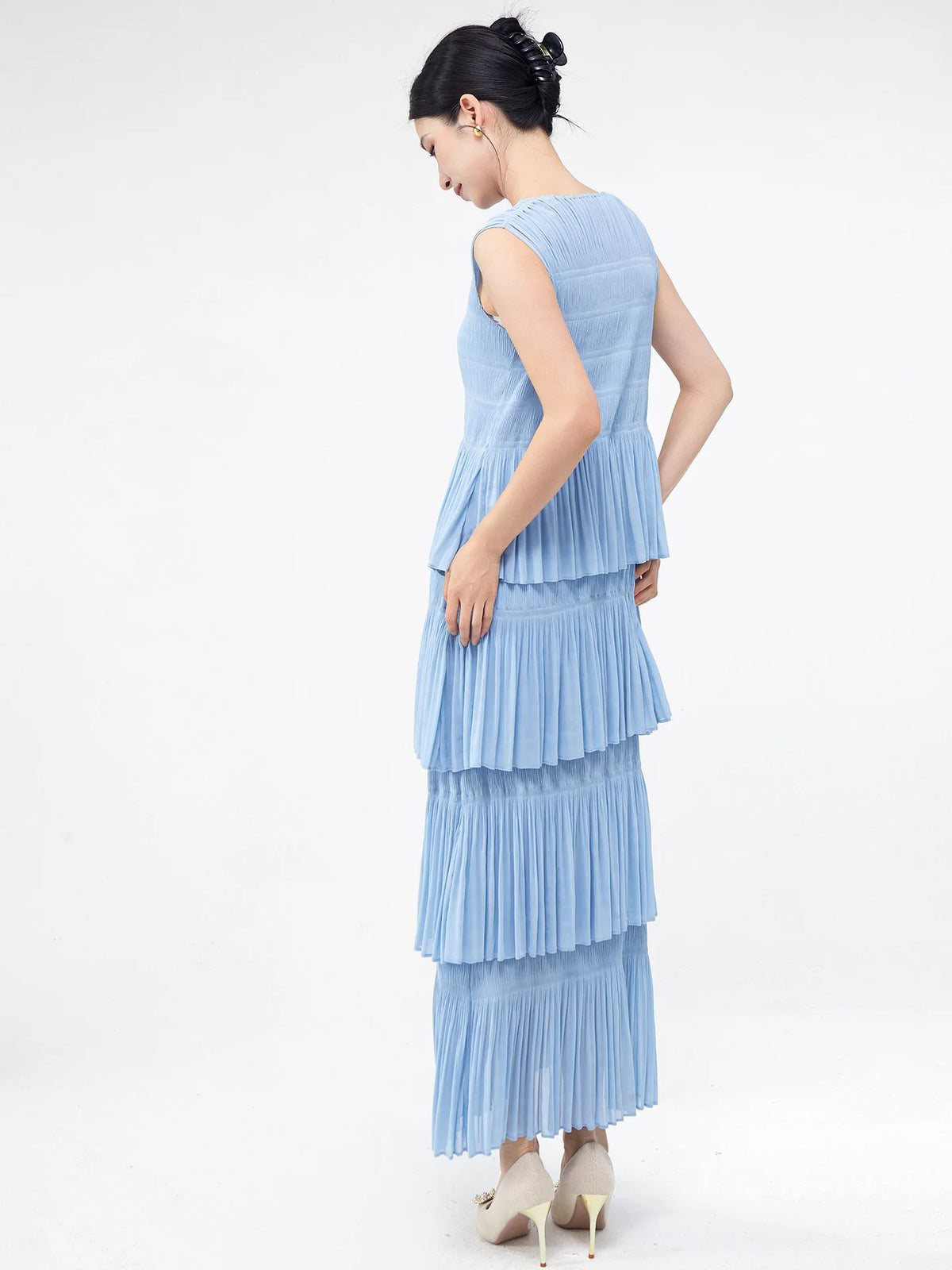 Miyake Folds 2024 Spring/summer New Elegant Women's Sleeveless Dress Fashion Everything Cake Dress