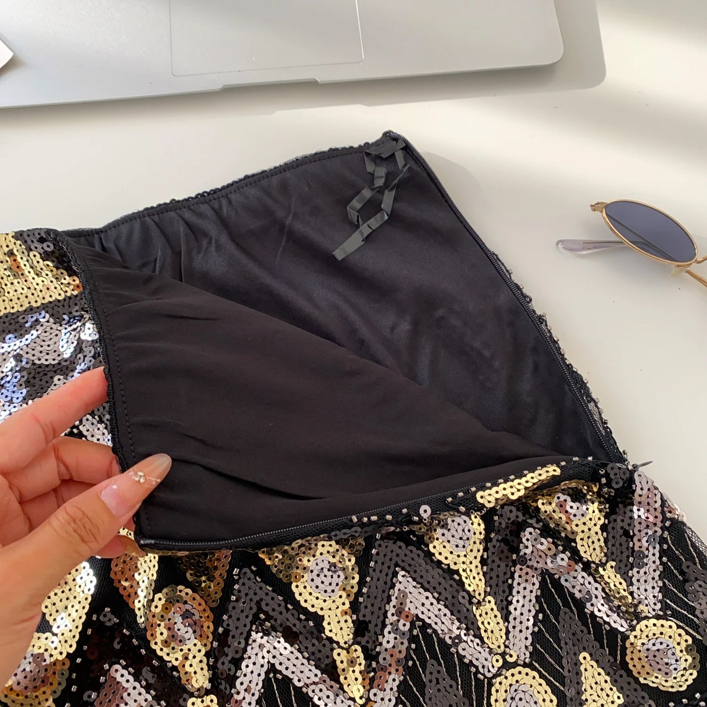 Faionable Heavy Embroidery Sequin High Waist Slim A-Line  Skirt Women's Autumn Small Fraance Sle Commute Skirt