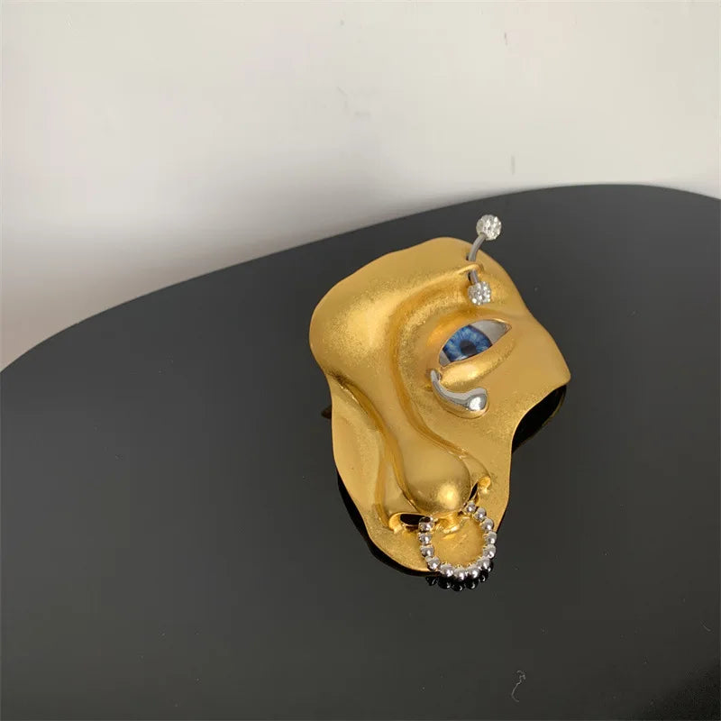 2024 New French Gold-Plated Face Brooch Vintage Fashion Suit Skirt Brooch Unisex Men's Women's Jewelry Accessories